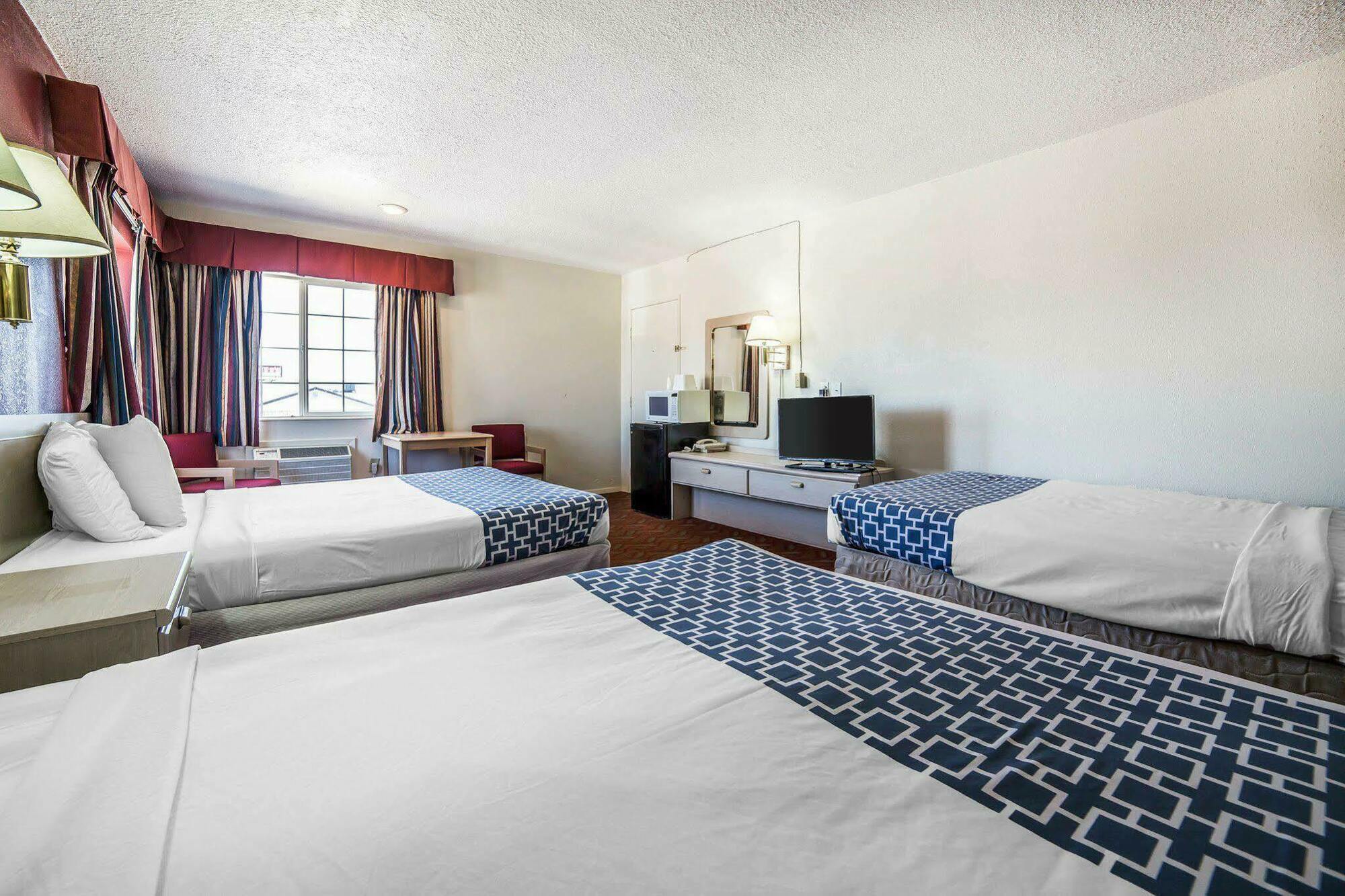 Econo Lodge Fallon Naval Air Station Area Eksteriør billede